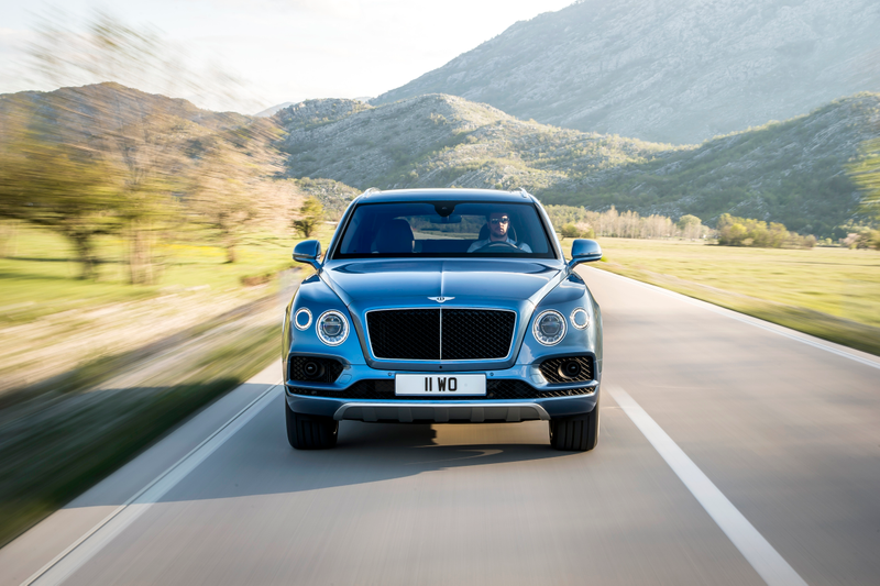 Illustration for article titled Bentley Just Built The Fastest Diesel SUV Ever